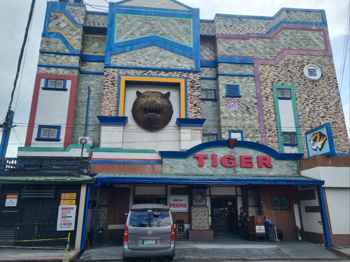 Clark Angeles Tiger Hotel Ngoại thất bức ảnh