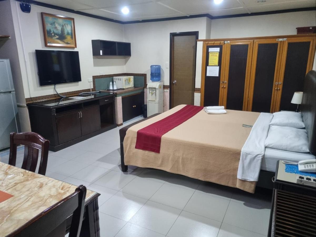 Clark Angeles Tiger Hotel Ngoại thất bức ảnh