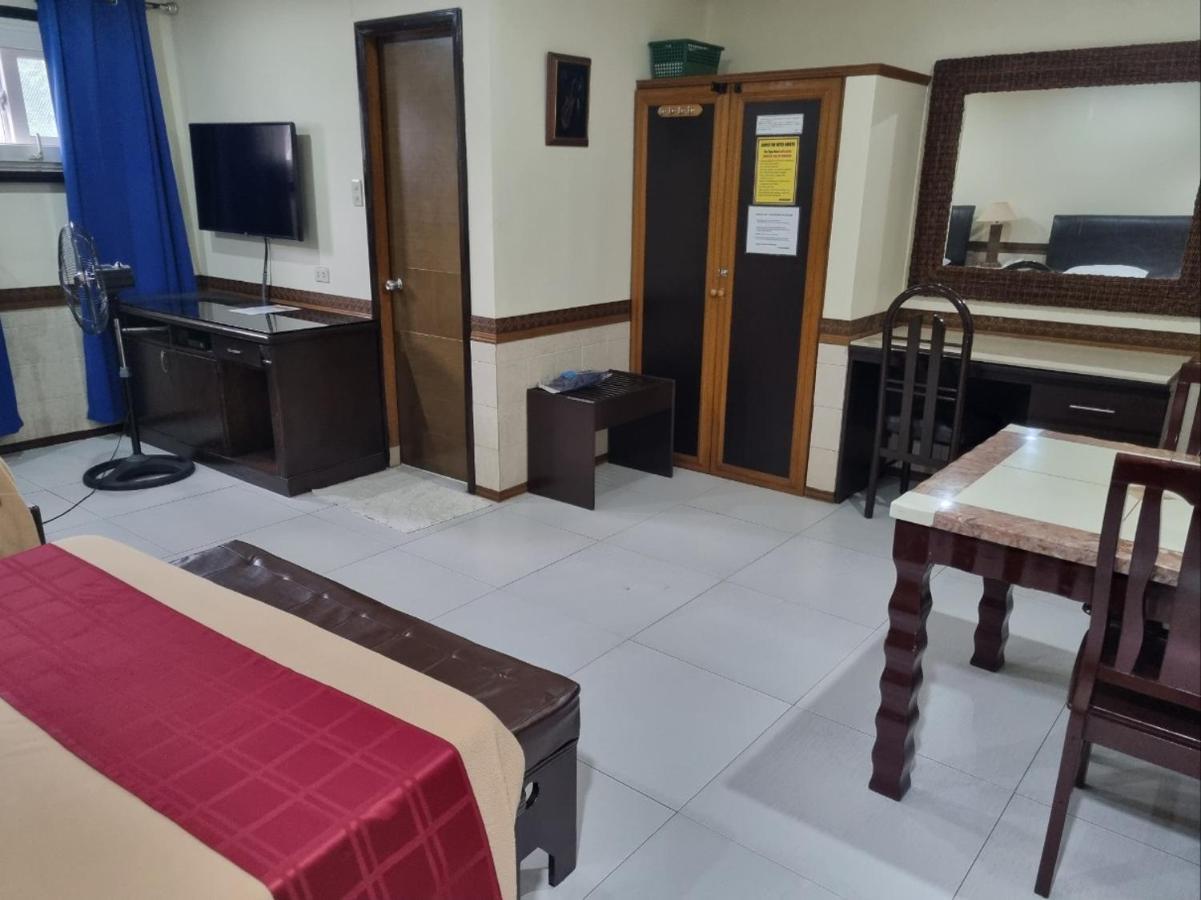 Clark Angeles Tiger Hotel Ngoại thất bức ảnh